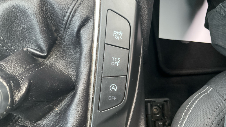 Ford Focus 1.0 EcoBoost Hybrid mHEV 125 Titanium Edition 5dr Petrol Hatchback